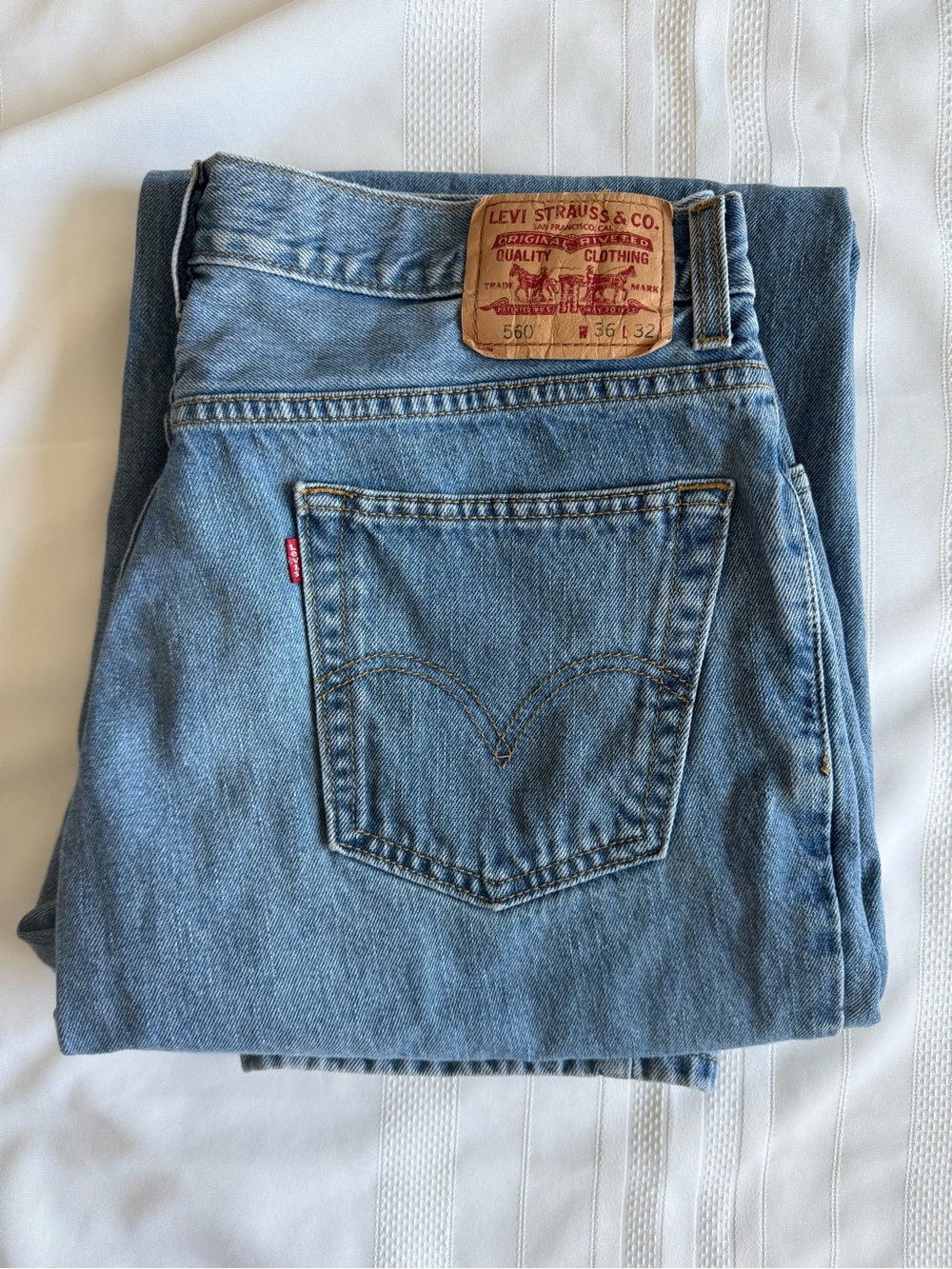Levi's 560 Men's Comfort Fit Jeans Light Blue 36x32 2004 Colombia 100% Cotton